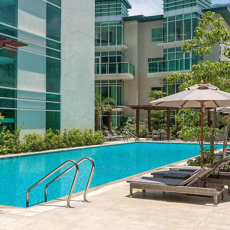 Aruga Apartments By Rockwell Makati Makati City Dış mekan fotoğraf
