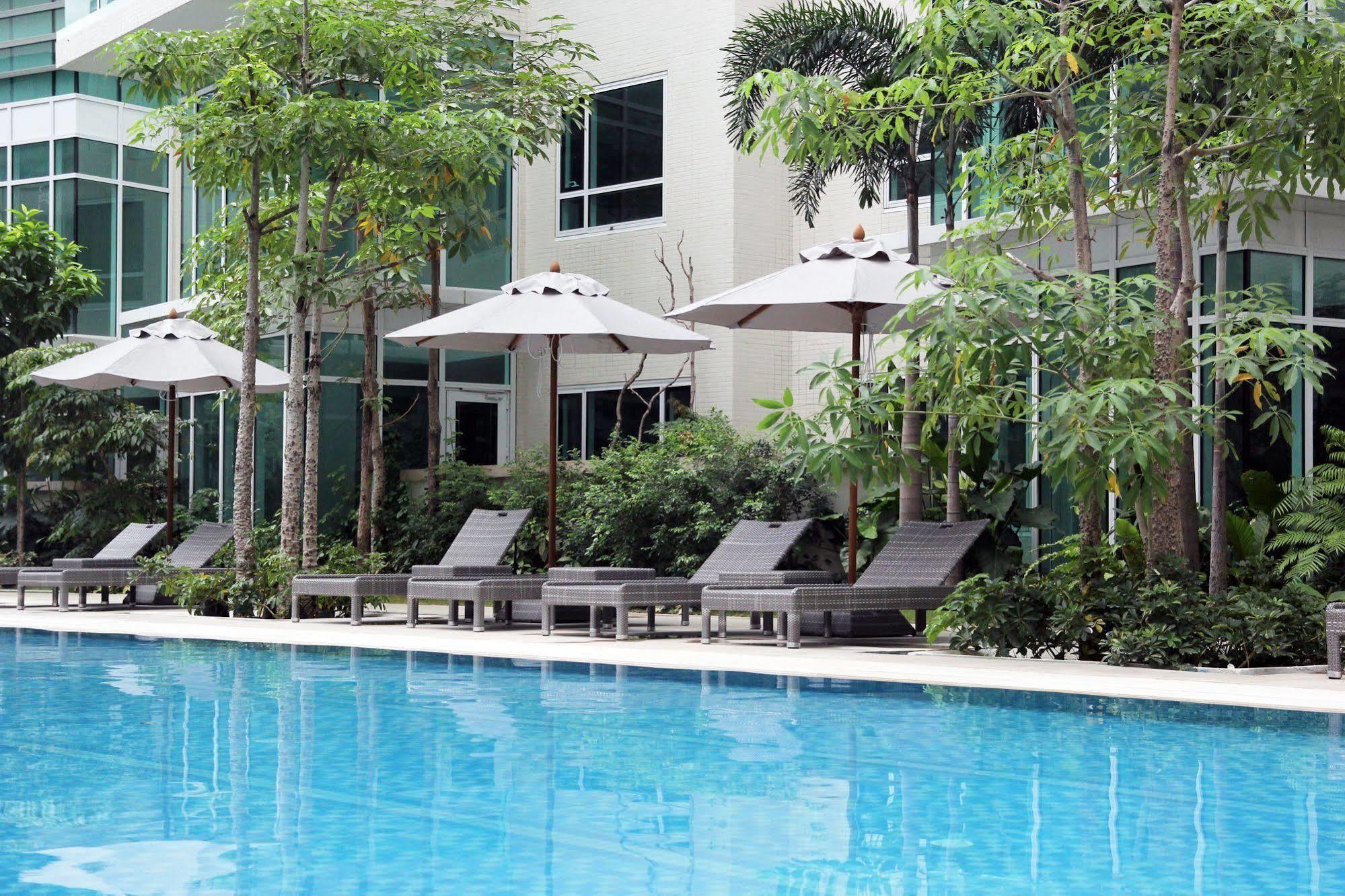 Aruga Apartments By Rockwell Makati Makati City Dış mekan fotoğraf